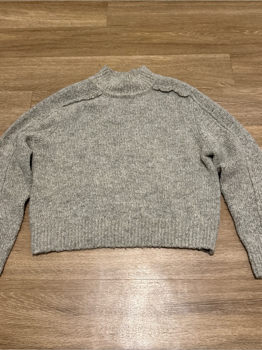 MNG Mango Oatmeal Heather gray Knit Sweater Women’s US Medium